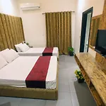 G N G Valencia Hotel