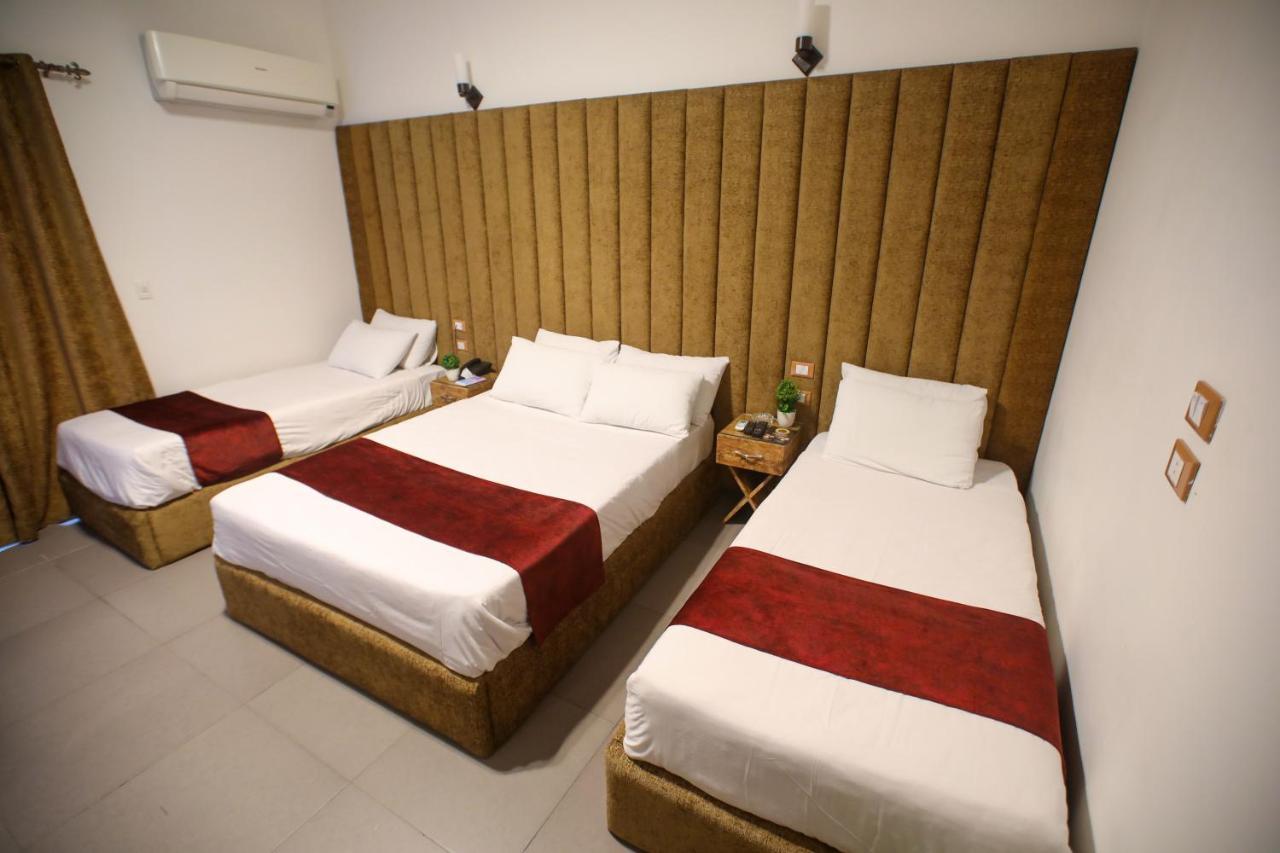 G N G Valencia Hotel