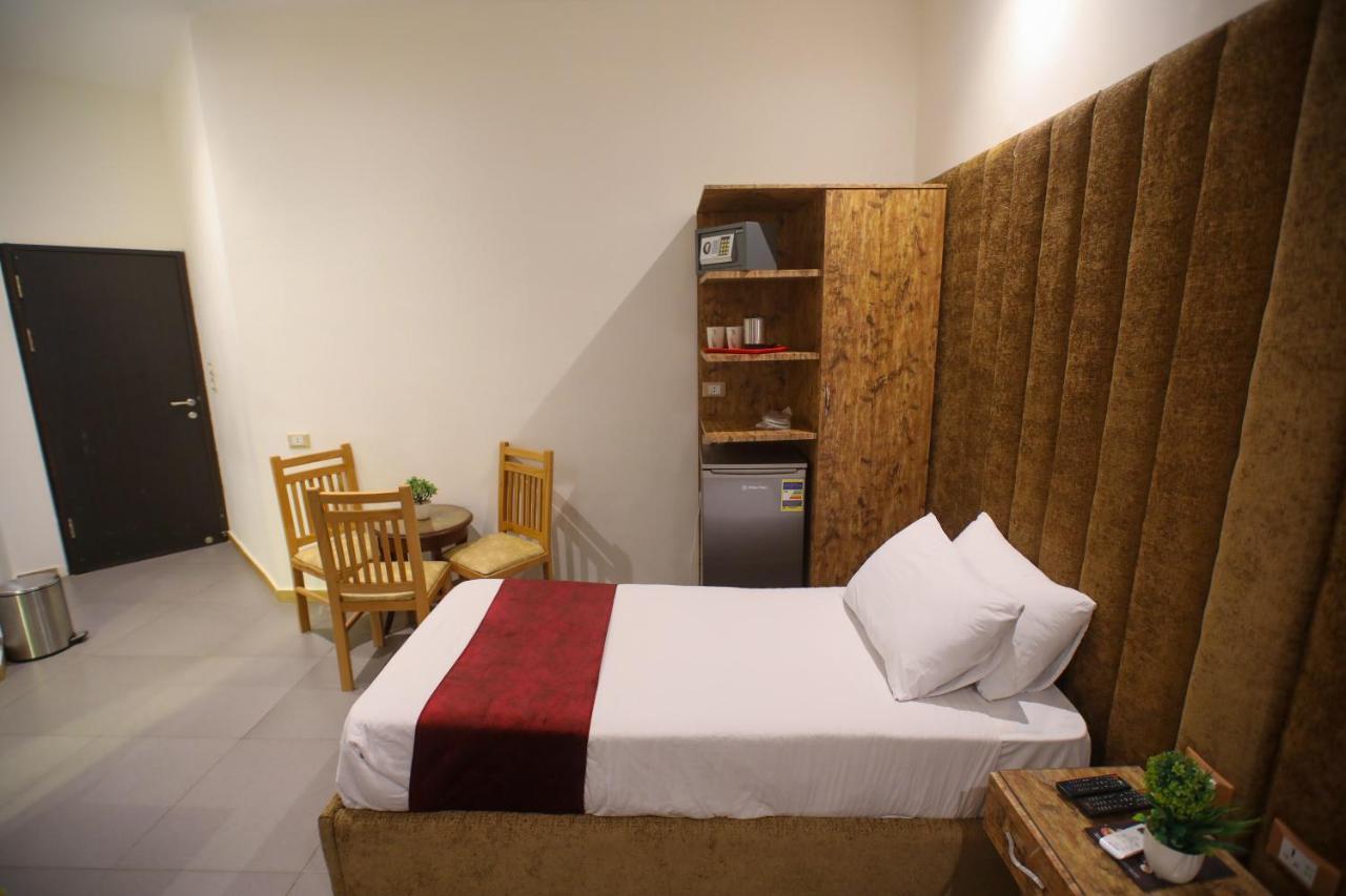 G N G Valencia Hotel Cairo